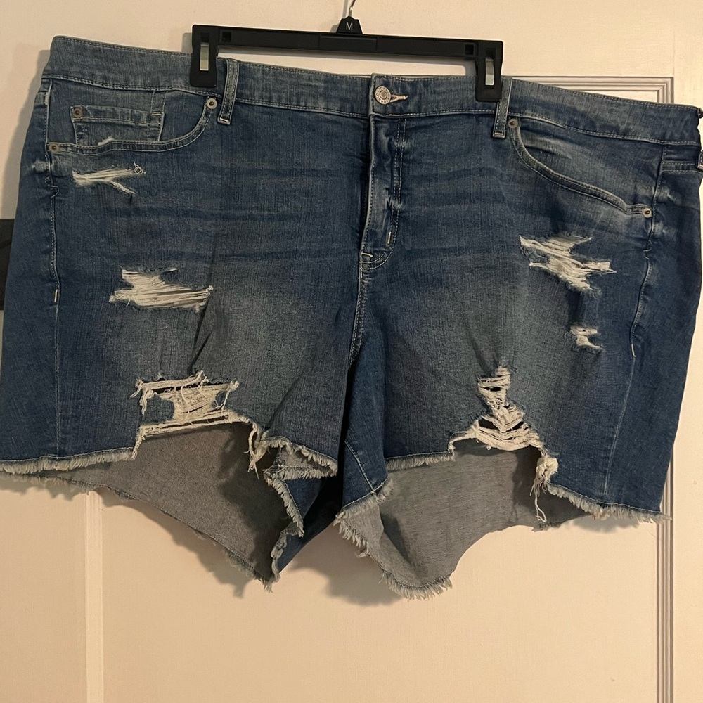 Women’s plus size Jean shorts, Torrid brand size 28, distressed